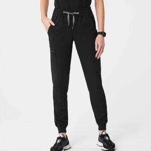 Figs Women’s High Waisted Uman Relaxed Jogger Scrub Pants - Medium tall